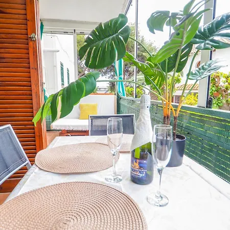 Gala By Hello Homes Apartman